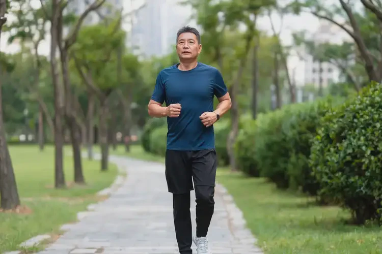 中年人中午血糖15點(diǎn)7是怎么回事(圖2)