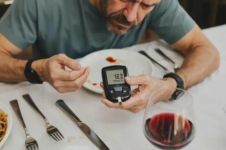 男性餐后血糖12點(diǎn)2是糖尿病嗎(圖4)