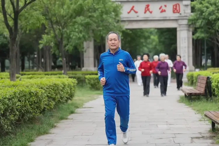 中年人睡前血糖14(圖2)