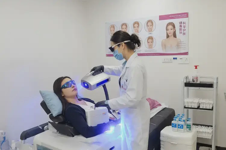 云南怒江玫瑰痤瘡調(diào)理哪個醫(yī)院專業(yè)(圖3)