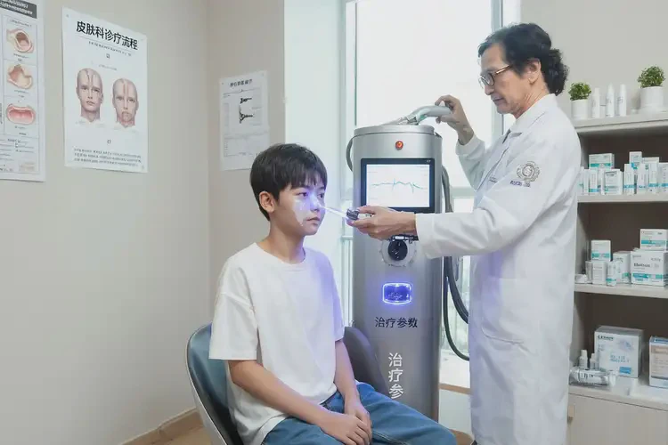 新疆石河子痤疮治疗哪个医院性价比高(图2)