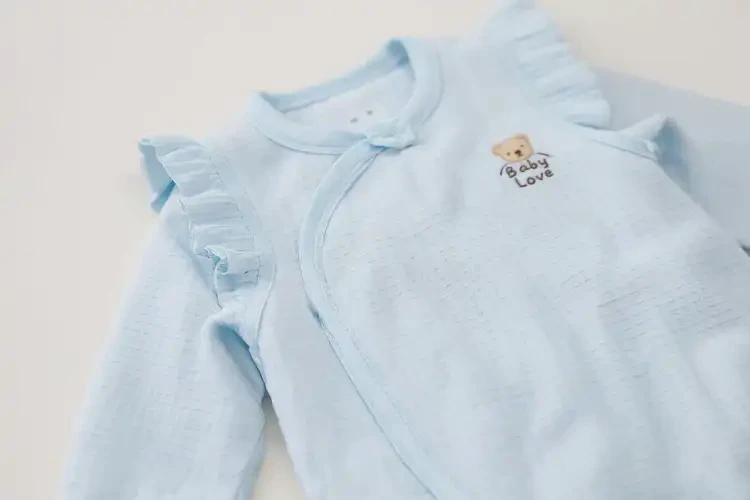 婴幼儿大腿容易长湿疹不管它会自己痊愈吗(图2)