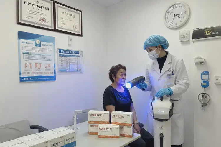 新疆克拉瑪依玫瑰痤瘡調(diào)理哪個醫(yī)院性價比高(圖1)