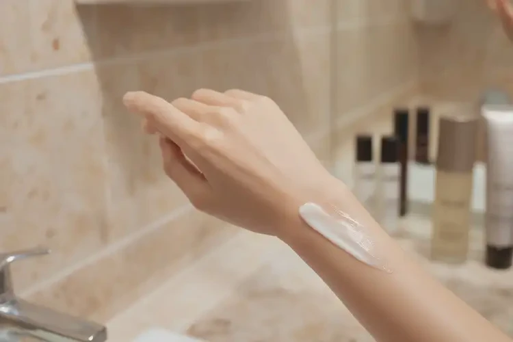 女性屁股偶爾起濕疹能靠自己自愈嗎(圖3)