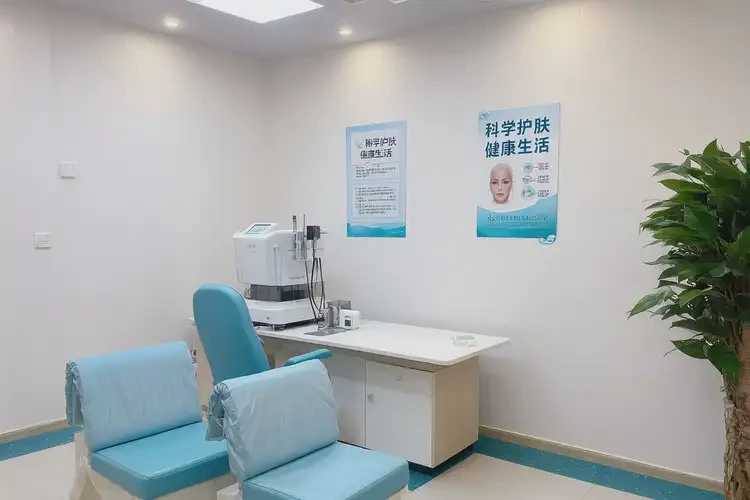 湖南湘西玫瑰痤疮治疗哪个医院靠谱(图2)