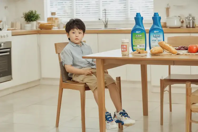 少儿脚上有湿疹治疗方法(图2)