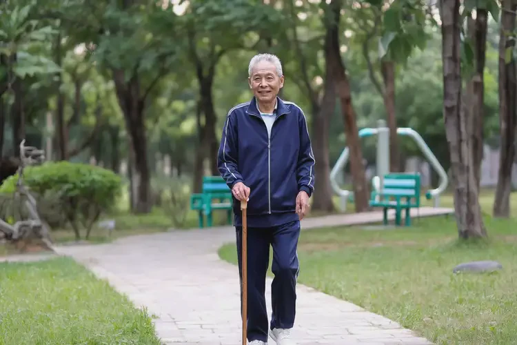 61岁空腹血糖3点4严重吗(图1)