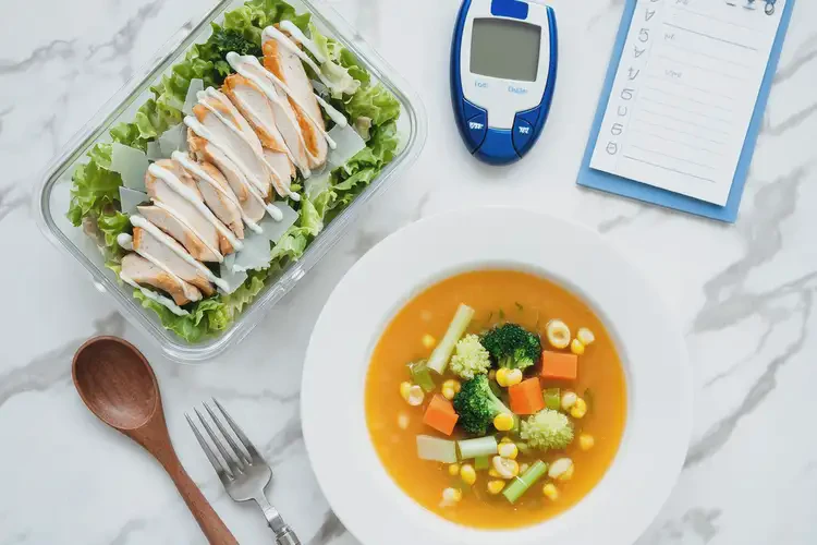 青少年糖尿病可以吃凯撒鸡肉沙拉吗(图3)