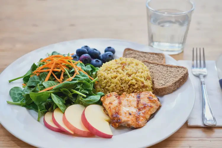 女性晚餐血糖14(圖1)