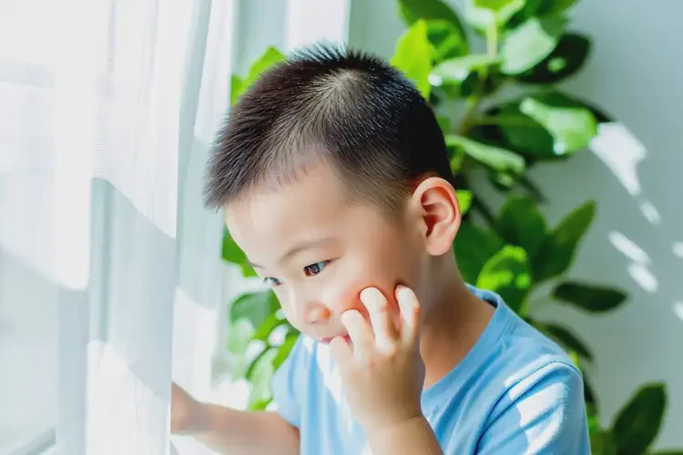 孩子臉上長(zhǎng)濕疹能靠自己自愈嗎(圖2)