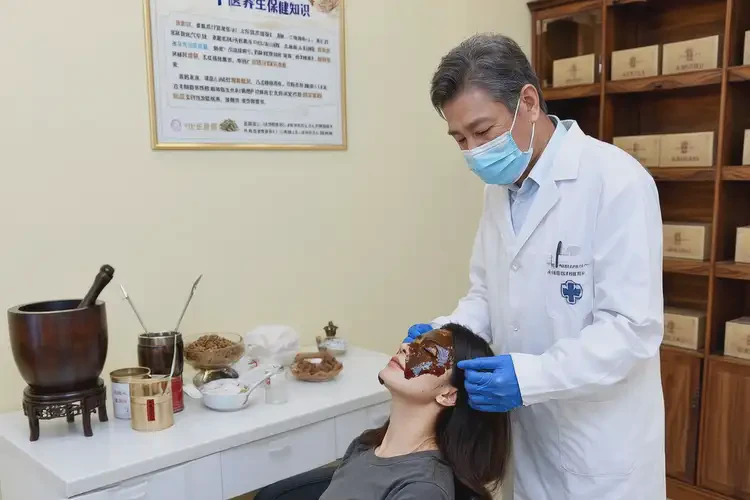 重慶玫瑰痤瘡調(diào)理哪個(gè)醫(yī)院風(fēng)評(píng)高(圖3)