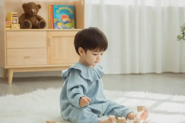 幼兒臉上經(jīng)常長濕疹可以徹底自愈嗎(圖1)