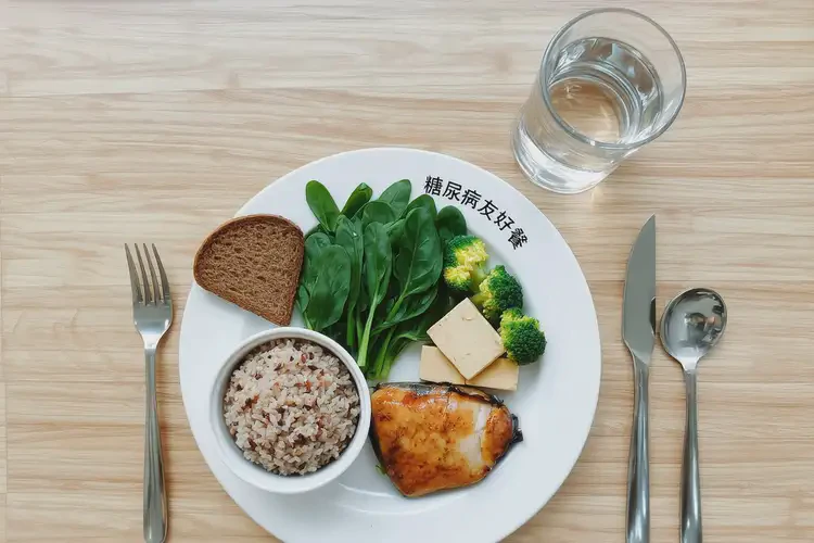 中老年人睡前血糖23(圖1)