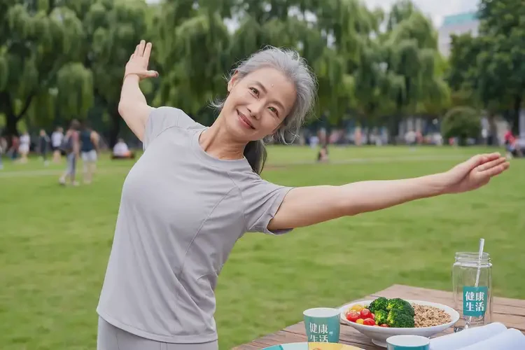 更年期女性中午血糖4點(diǎn)5是怎么回事(圖3)