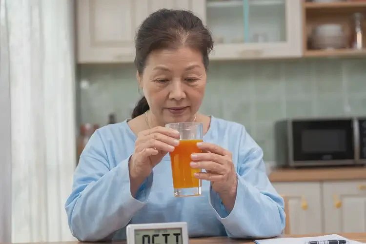 女人早餐血糖21(图1)