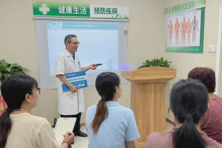 福建福州痤瘡治療可以用醫(yī)保嘛(圖1)