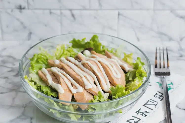 青少年糖尿病可以吃凯撒鸡肉沙拉吗(图2)