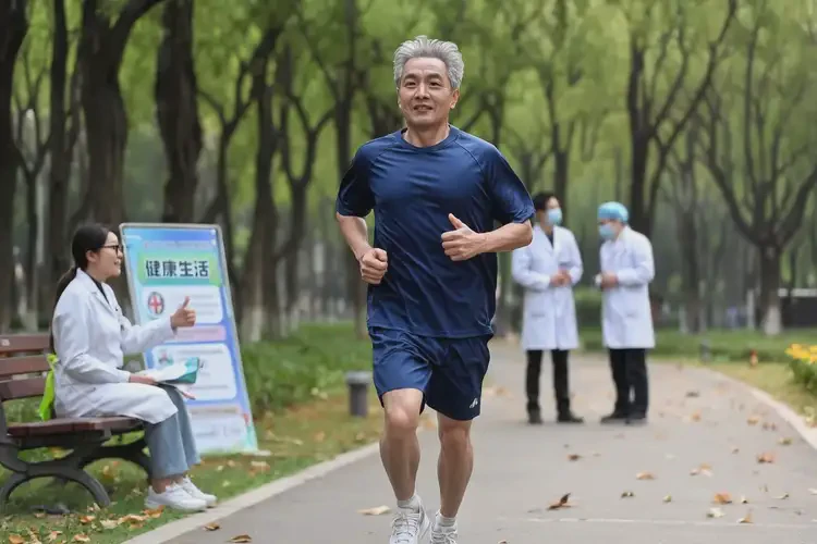 中老年人中餐血糖26(圖1)