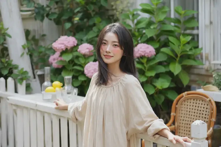 女性脖子出現(xiàn)濕疹不管它會(huì)自己痊愈嗎(圖2)