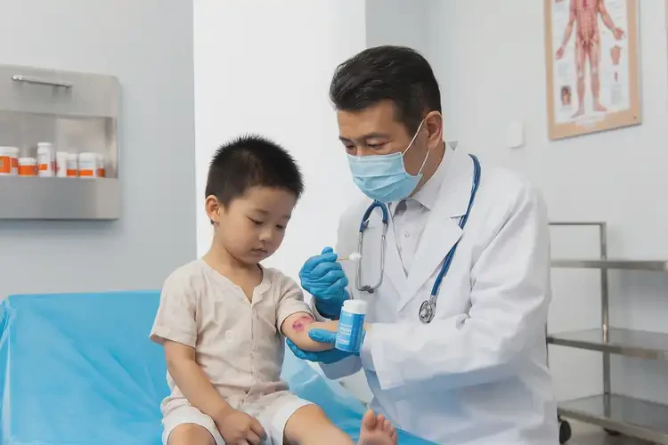 幼兒手臂容易長濕疹不管它會自己好嗎(圖3)