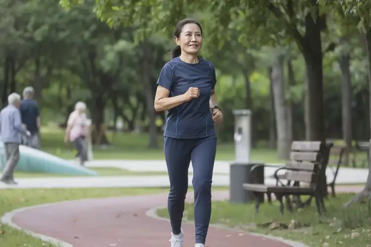 更年期女性睡前血糖20點(diǎn)7正常嗎(圖2)