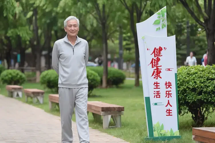 中老年人餐后血糖30(圖1)