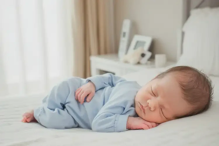 新生兒手臂出濕疹康復(fù)的全過程(圖1)