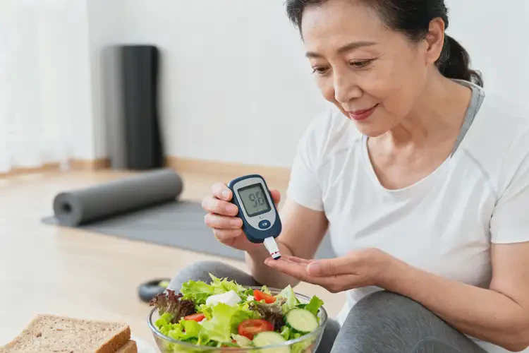 更年期女性中午血糖9點(diǎn)8是糖尿病嗎(圖1)