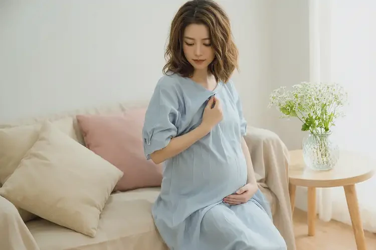 孕婦屁股上容易起濕疹不管它會(huì)自己好嗎(圖3)