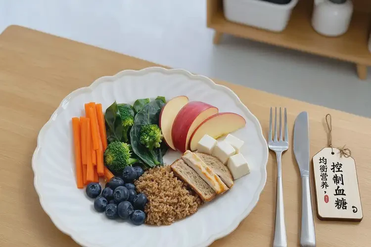 年輕人中餐血糖6點(diǎn)7是怎么回事(圖3)