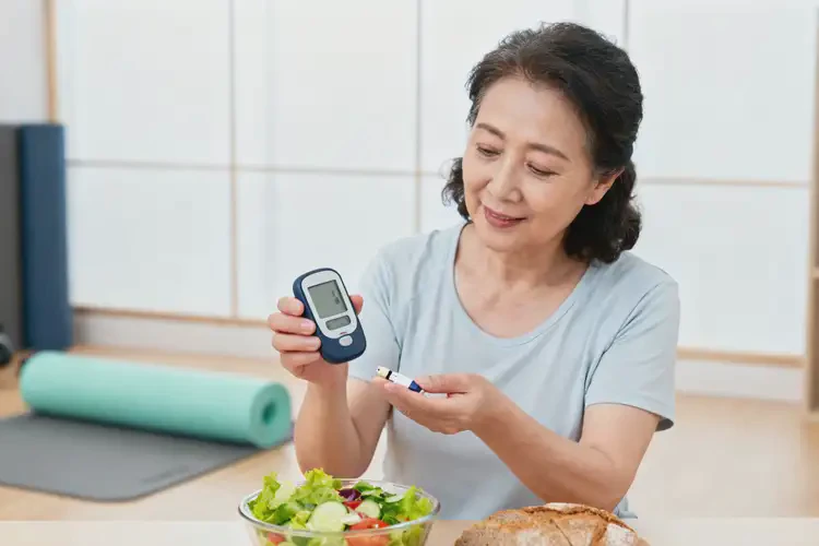 更年期女性中午血糖9點(diǎn)8是糖尿病嗎(圖2)