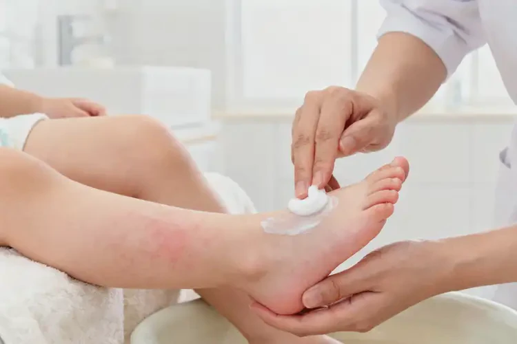 小兒腳上經(jīng)常長濕疹能徹底自愈嗎(圖2)