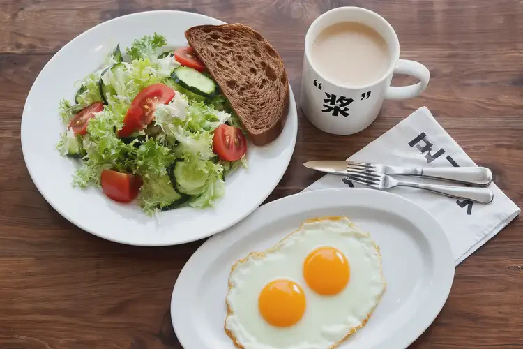 中老年人早餐血糖13點(diǎn)7是糖尿病嗎(圖3)