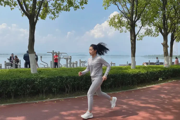 女性晚餐血糖15(图1)