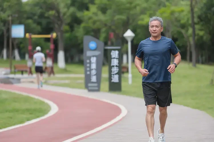 成年人中午血糖28(圖1)