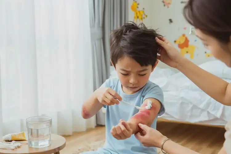 小學(xué)生四肢長濕疹能靠自己自愈嗎(圖2)