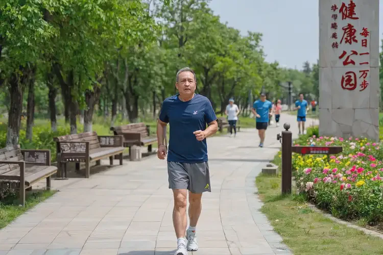 中年人下午血糖9點2是糖尿病嗎(圖2)