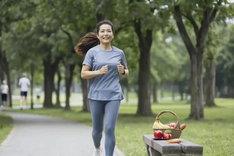 更年期女性中餐血糖7點(diǎn)4是糖尿病嗎(圖3)