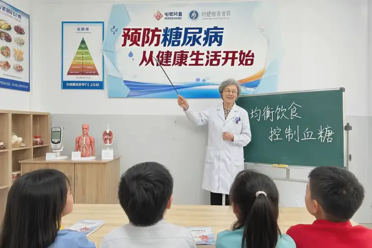 兒童晚上血糖28(圖1)