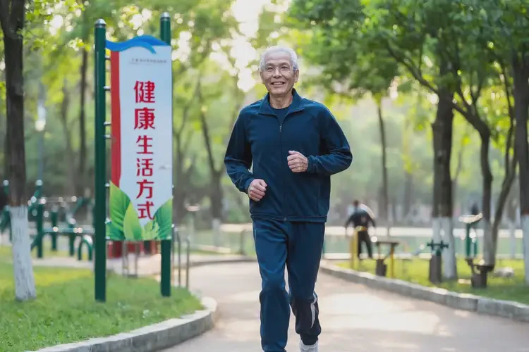 老年人空腹血糖4點(diǎn)6意味著什么(圖3)