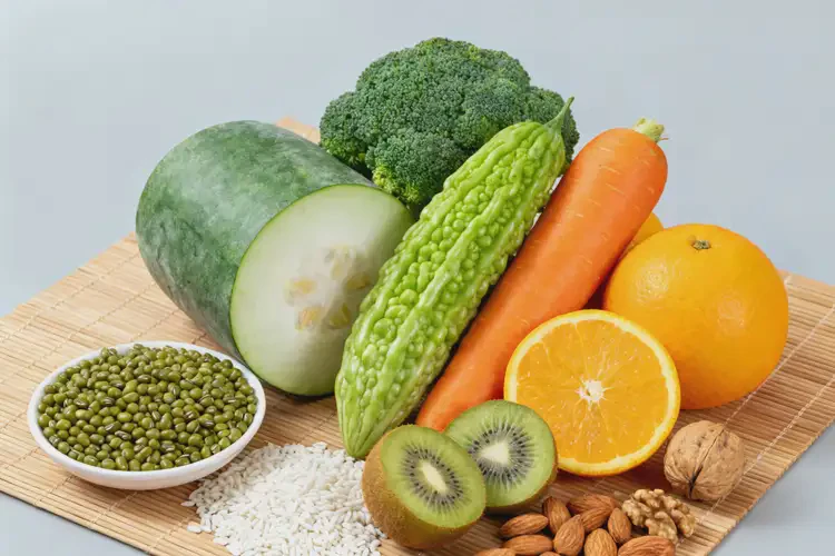 大腿上經(jīng)常長(zhǎng)濕疹適量多吃什么(圖1)