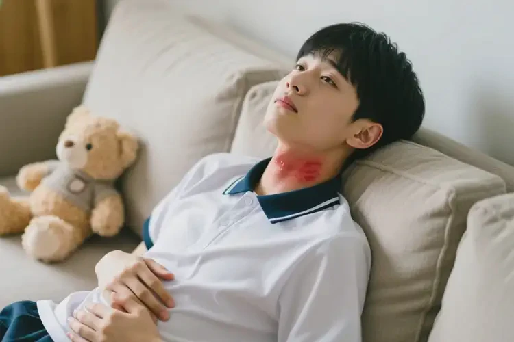 中學生脖子上起濕疹能徹底自愈嗎(圖1)