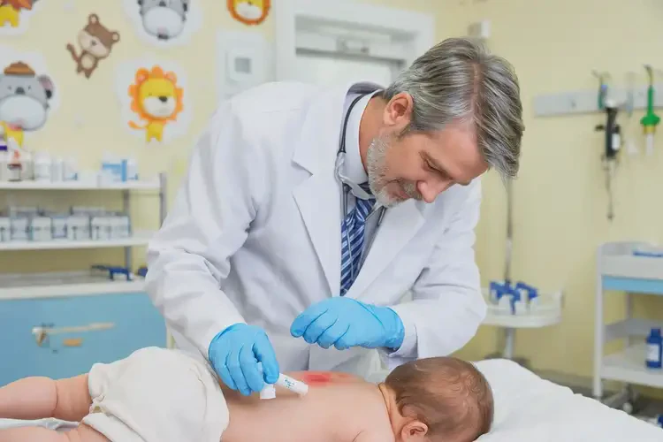 幼兒肚子長(zhǎng)濕疹不管它會(huì)自己痊愈嗎(圖3)