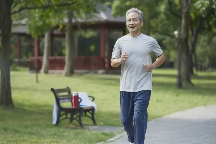 中老年人睡前血糖27(图1)