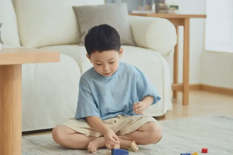 小孩手上偶爾起濕疹能靠自己自愈嗎(圖1)