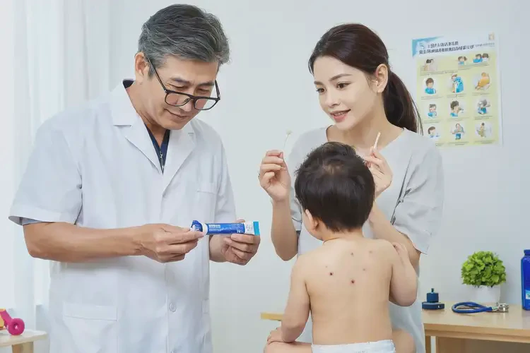 幼兒肛周容易長濕疹不管它會(huì)自己痊愈嗎(圖1)