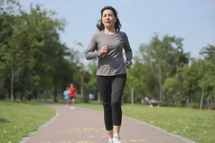 更年期女性晚上血糖5(图1)