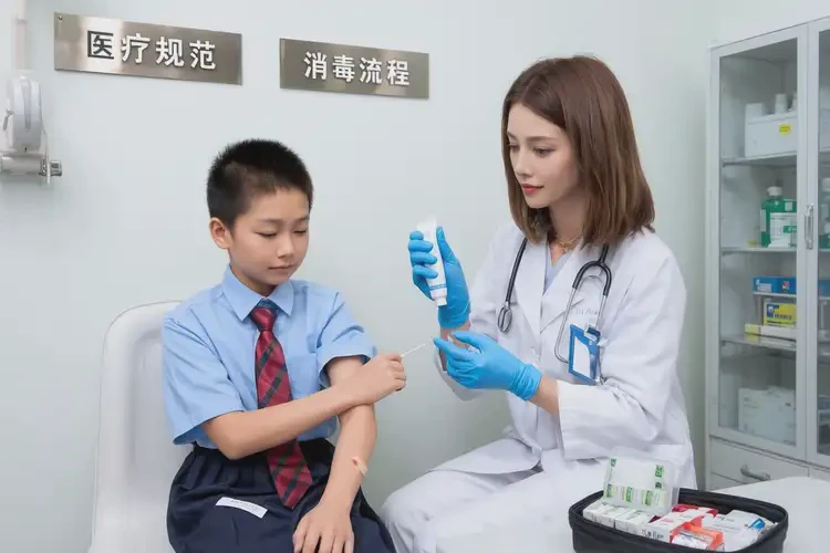 中學(xué)生肛周經(jīng)常長(zhǎng)濕疹不管它會(huì)自己痊愈嗎(圖3)