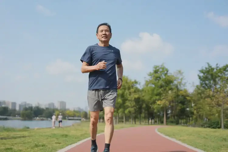 中老年人中午血糖20(圖1)