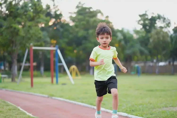 小孩中餐血糖8点8是怎么回事(图2)